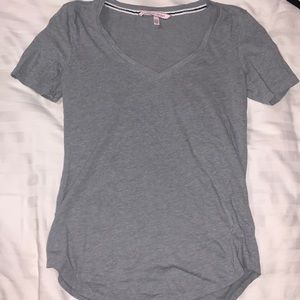 Victoria’s Secret gray shirt sleeve v neck tee